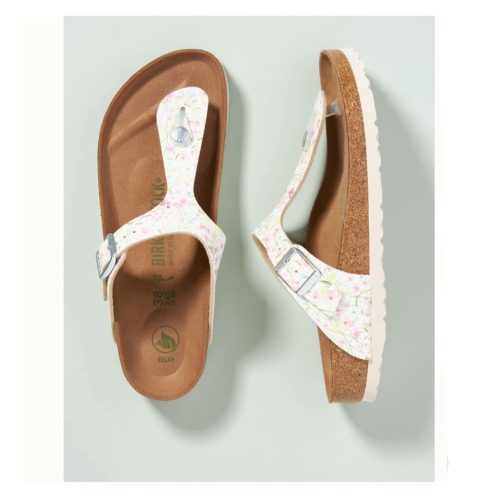 ✨HP✨Birkenstock Gizeh Watercolor Flower White